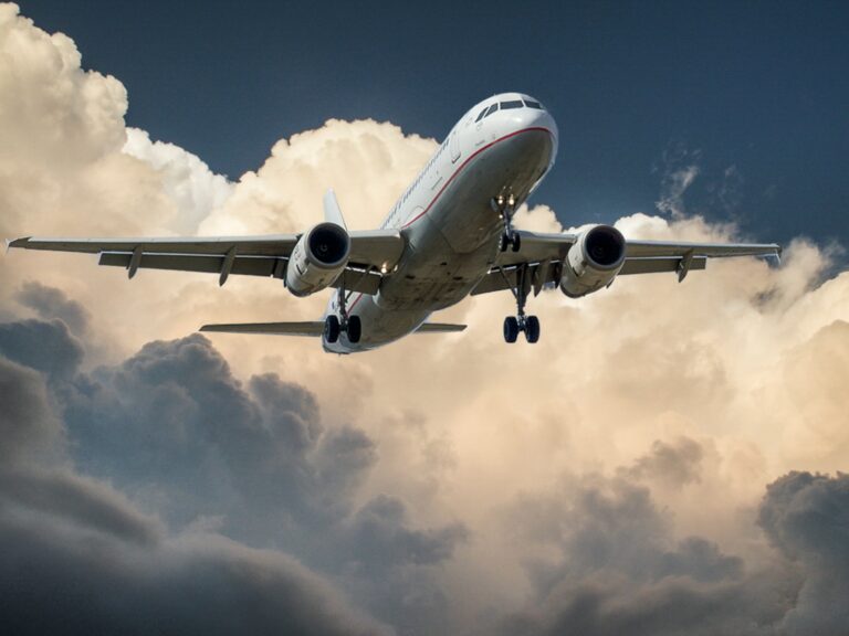 Avion - Déplacements en France et à l'Internationale